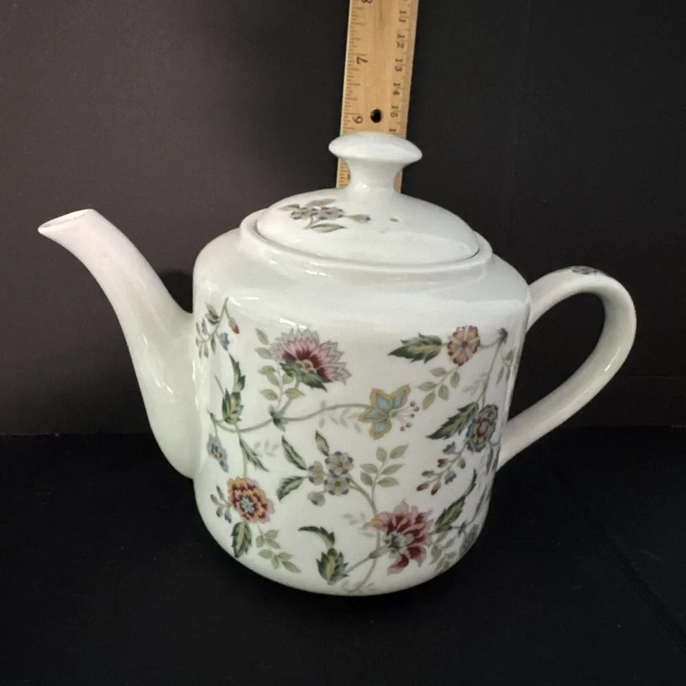 Andrea by Sadek Buckingham Teapot and Cheese Tray Floral Chintz Vintage Japan